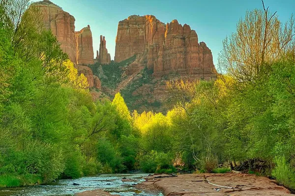 Sedona Creekside Cathedral Rock Hike: Private Guided Vortex Adventure