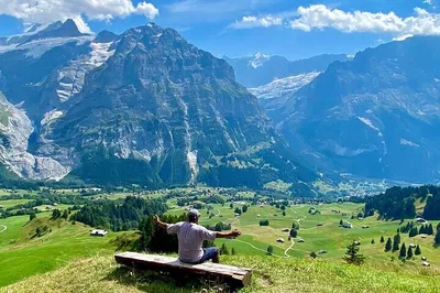 Unforgettable Swiss Alps Expedition: Grindelwald, Lauterbrunnen & Mürren Private Tour