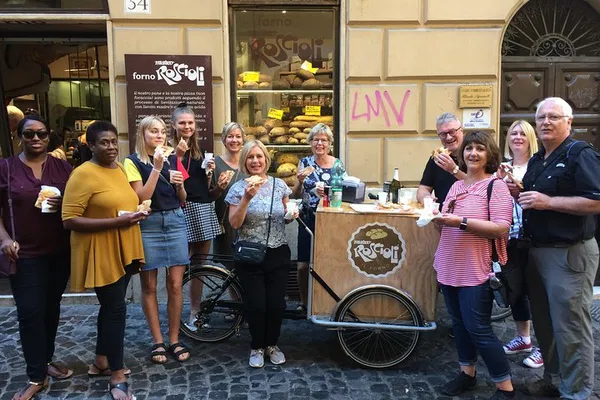 Savor Rome: Campo dè Fiori Market & Trevi Fountain Food and Wine Adventure