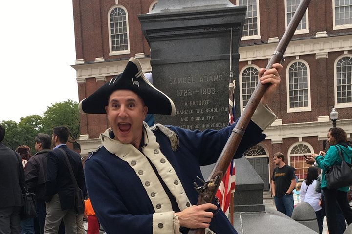 Boston's 'Tour-in-Four': A Whirlwind History & Culture Adventure!