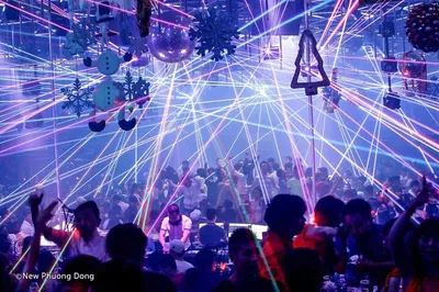 Da Nang Nights: Acoustic Music, Street Food & City Views
