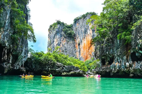 Phang Nga Bay & James Bond Island Tour by Big Boat