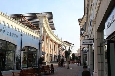 Rome's Designer Deal Dash: Castel Romano Outlet Shopping Spree
