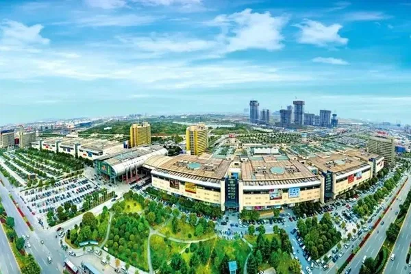 Unlock Yiwu's Secrets: Your Private English Guide Awaits!