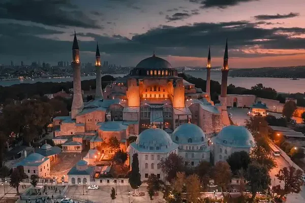 Istanbul's Best: Private Tour with Hotel Pickup