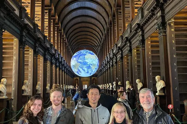 Book of Kells, Castle & Molly Malone Tour: Skip-the-Line