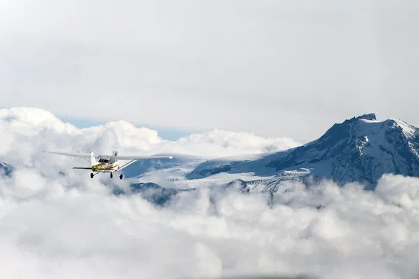 Whistler Flightseeing: Soar Over BC's Backcountry!