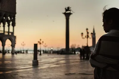 Venice Sunrise: Capture the Magic with a Pro Photographer