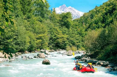 Interlaken Adventure: Rafting Day Trip from Geneva!