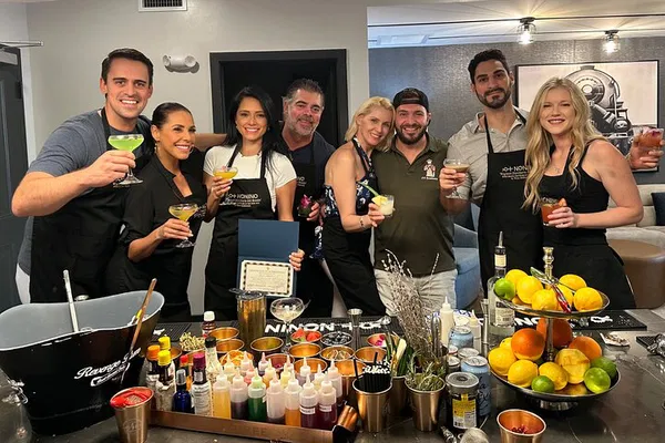 Unleash Your Inner Mixologist: West Palm Beach Cocktail Class!