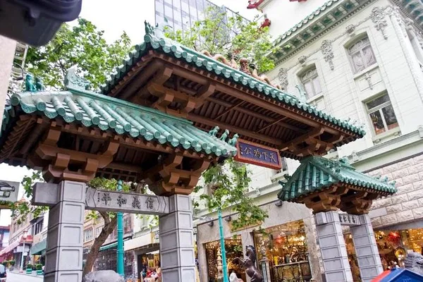 Chinatown & North Beach Food Tour: Bites & History