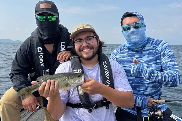 Lake Biwa Bass Fishing: Relax & Reel in Big Catches!