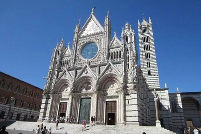 Unveiling Tuscany's Medieval Gems: A Full-Day Journey from Rome