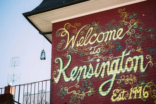 Kensington Market's Culinary Canvas: A Sidewalk Food & Art Adventure