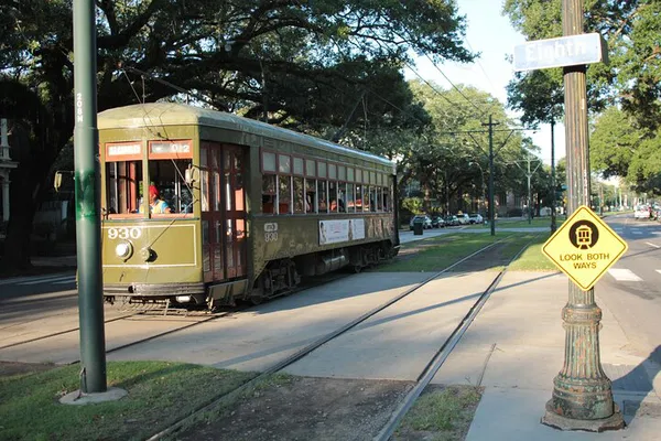 Garden District Walking Tour: New Orleans History