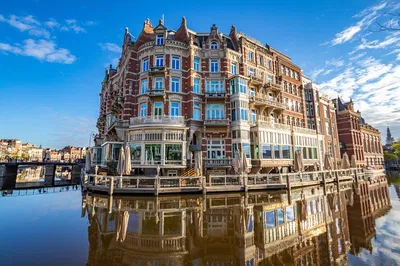 Unveiling Amsterdam's Architectural Tapestry: A Local's Private Tour
