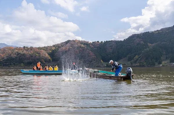 Lake Mikata's Culinary Secrets: A Fishing & Cultural Immersion