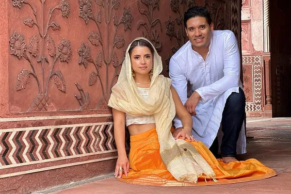 Taj Mahal Day Trip: A Speedy Rail Adventure from Delhi