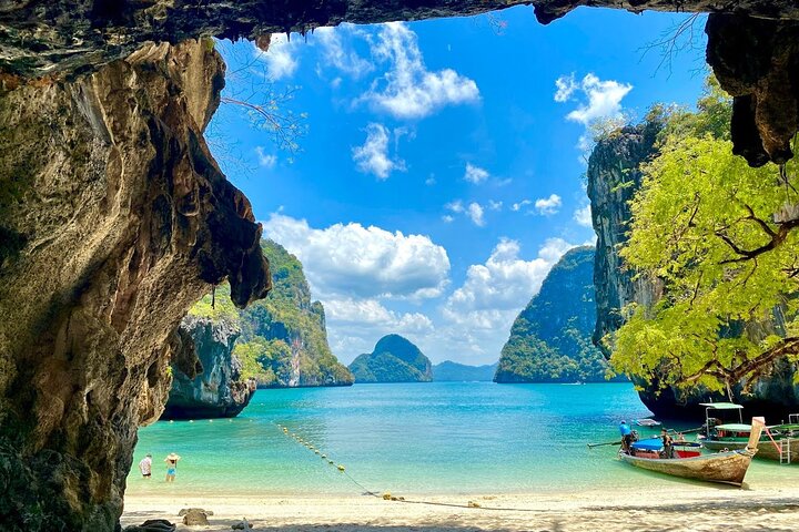 Krabi's Hong Island Adventure: Snorkeling, 360° Views & Longtail Bliss