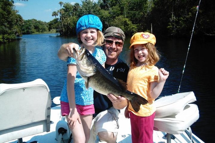 Reel in Trophy Bass: St. Johns River Fishing Adventure near Daytona!
