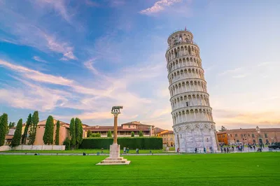 Pisa on Your Terms: Private Day Trip from Rome