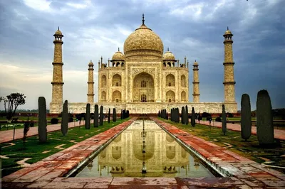 Effortless Jaipur to Agra Transfer: Ride in Comfort & Style