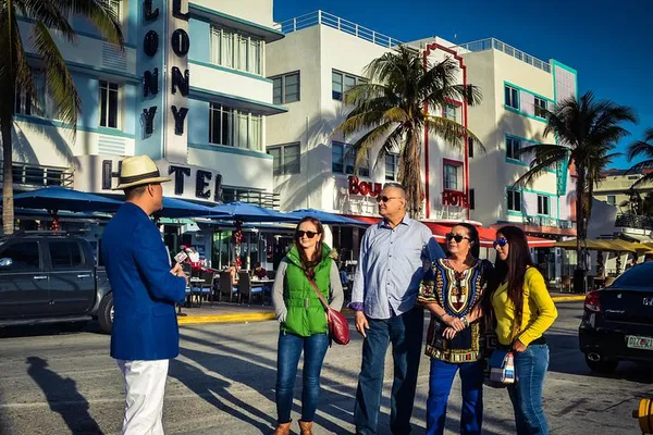 Miami VIP Tour: Explore South Beach, Wynwood & Little Havana in Style