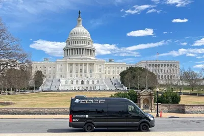 DC Tour: See Top Monuments & Changing of the Guard