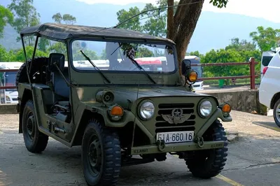 Da Nang Jeep Adventure: Marble Mountains, Lady Buddha & Monkey Mountain!