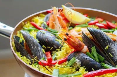 Barcelona Paella Cooking Class: Food, Wine & Fun!