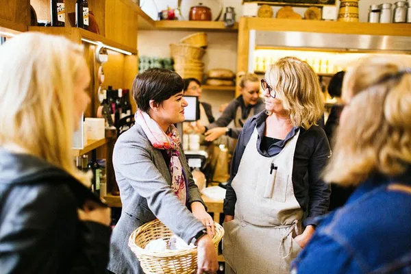 Toulouse Market Food Tour: Taste Local Delights!