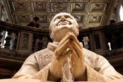 Basilica: Early Access Tour & Undergrounds Adventure