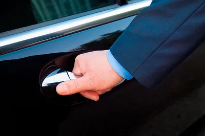 Stress-Free Ravello/Fiumicino Private Transfer: Door-to-Door Comfort