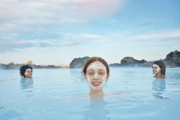 Blue Lagoon Iceland: Admission & Reykjavik Transfers