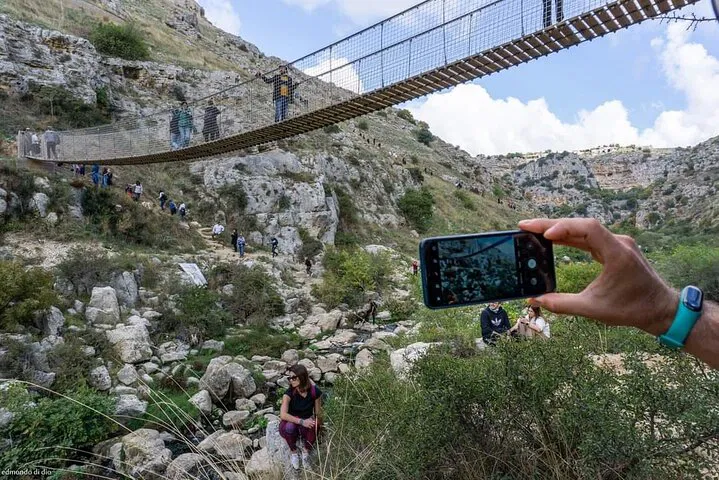 img0