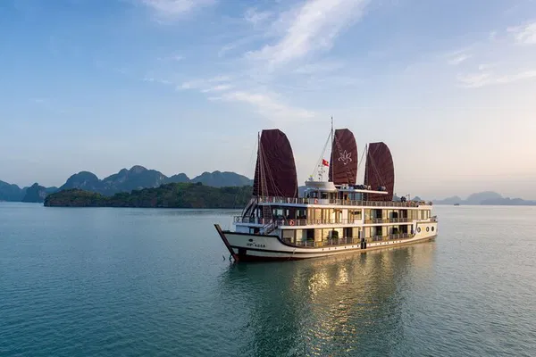 Ha Long & Lan Ha Bay: 3-Day 5-Star Cruise