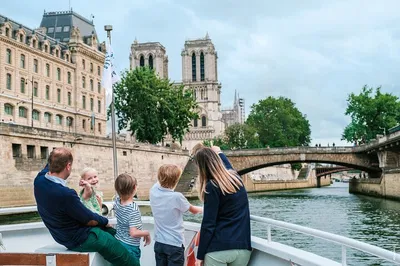 Seine River Family Cruise: Riddles, History & Captain's Diploma!