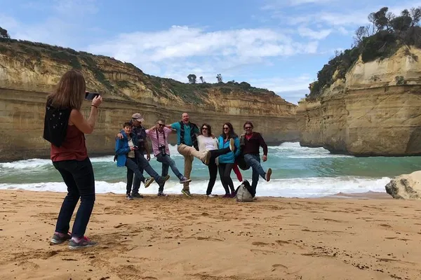 Great Ocean Road & Beyond: 4-Day Melbourne to Adelaide Adventure