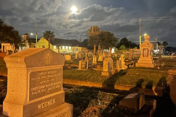 Unearth Galveston's Spectral Past: A Haunted Cemetery Walking Tour
