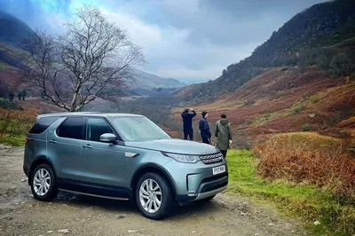 Central Scotland Private Tour: Castles, Lochs & More!
