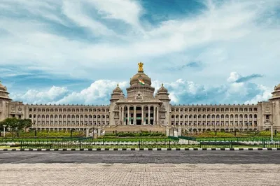 Unveiling Bangalore: A Captivating Full-Day City Tour