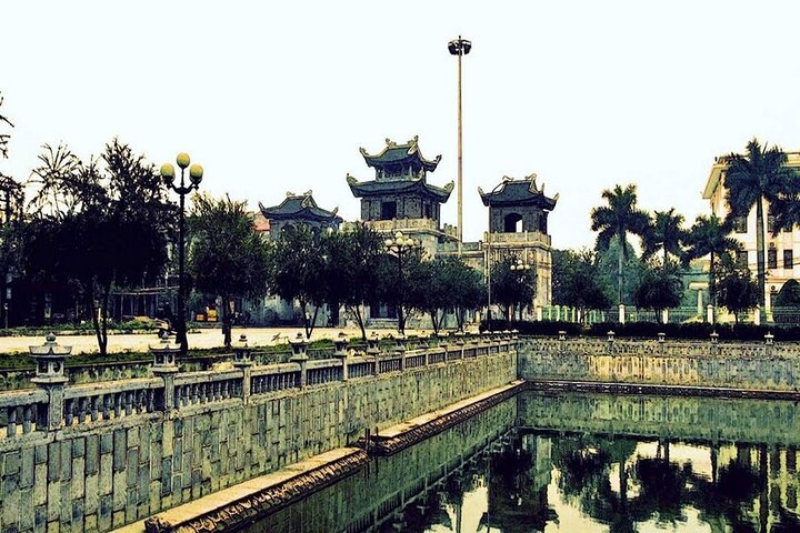 https://images.dyvarcity.com/experience-images/dyvarcity_e5c3a4e6adc05124a33e408d5_b7.jpg
