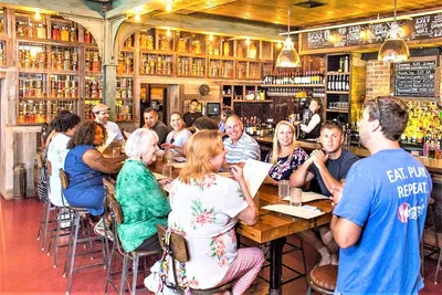 Savannah's Delicious Food Tour: Walk, Eat & Explore!