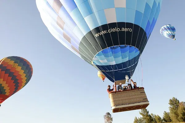 Temecula Sunrise: Hot Air Balloon Adventure with Wine Country Views