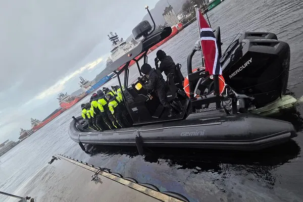 Bergen Fjord RIB Boat Ride: Thrills & Views!