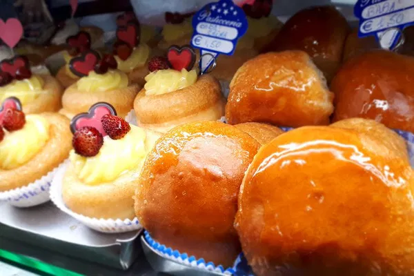 Naples Food Tour: Eat Like a Local, See Top Sights!