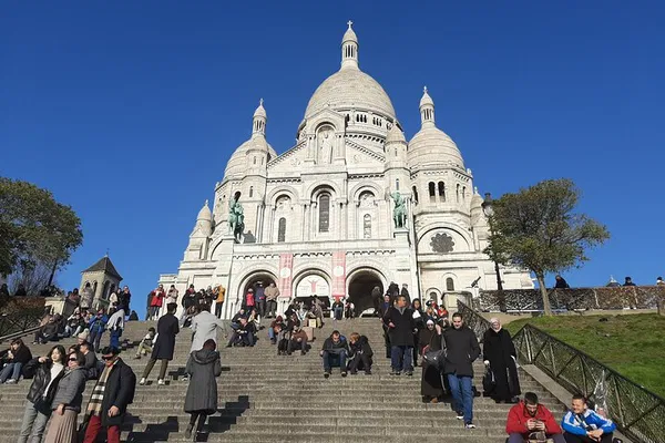Montmartre: Art, Sacré-Cœur & Bohemian Paris