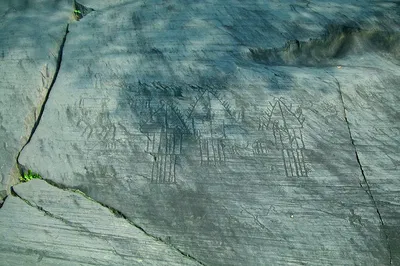 Val Camonica Cave Paintings: Day Trip from Milan