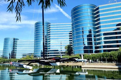 Silicon Valley Dream: A Luxurious Tech & Stanford Tour