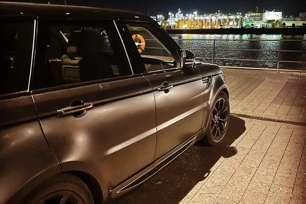 Hamburg Private Driving Tour: See the City with a Local!